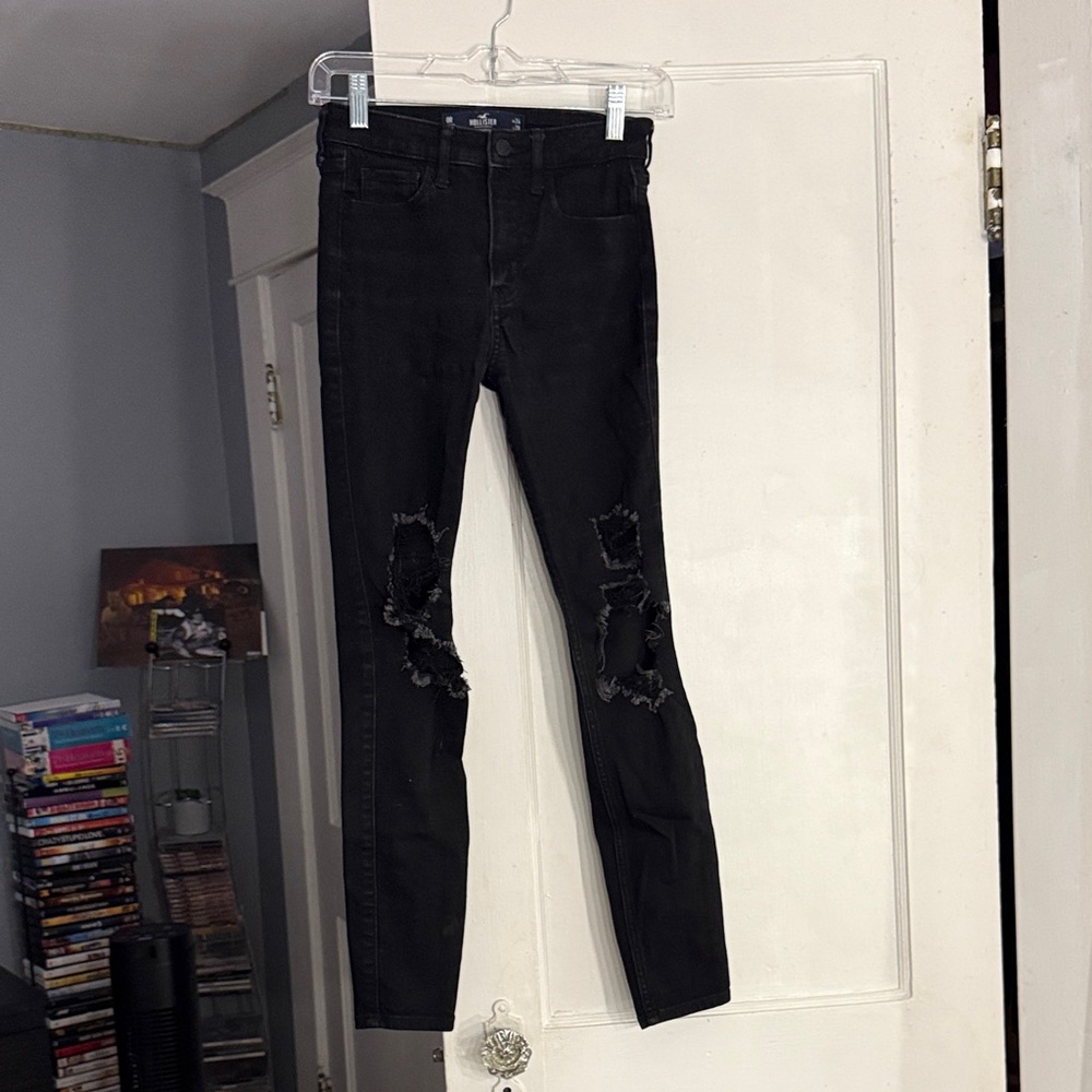Hollister Black Distressed Skinny Jeans